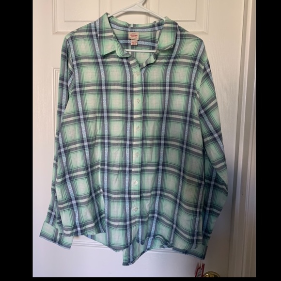 Super cute Mossimo flannel - Picture 2 of 6